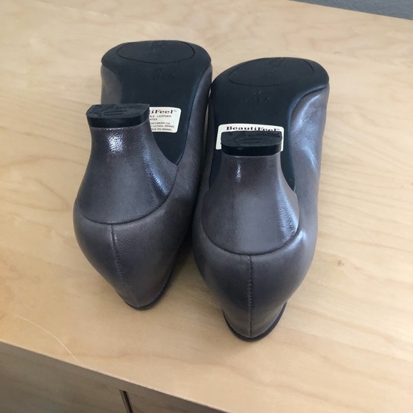 BEAUTIFEEL Leather Pumps - NEW - Picture 9 of 11